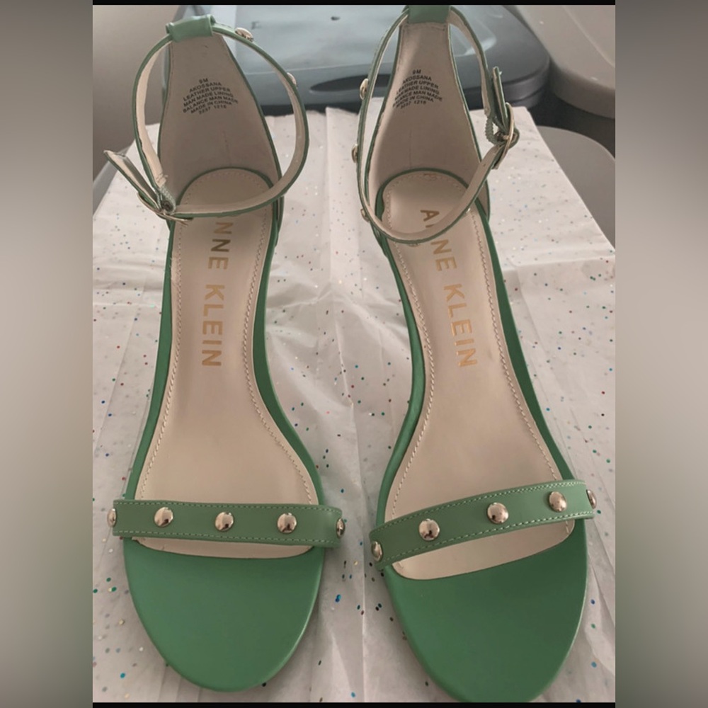 Anne Klein ossana size 9